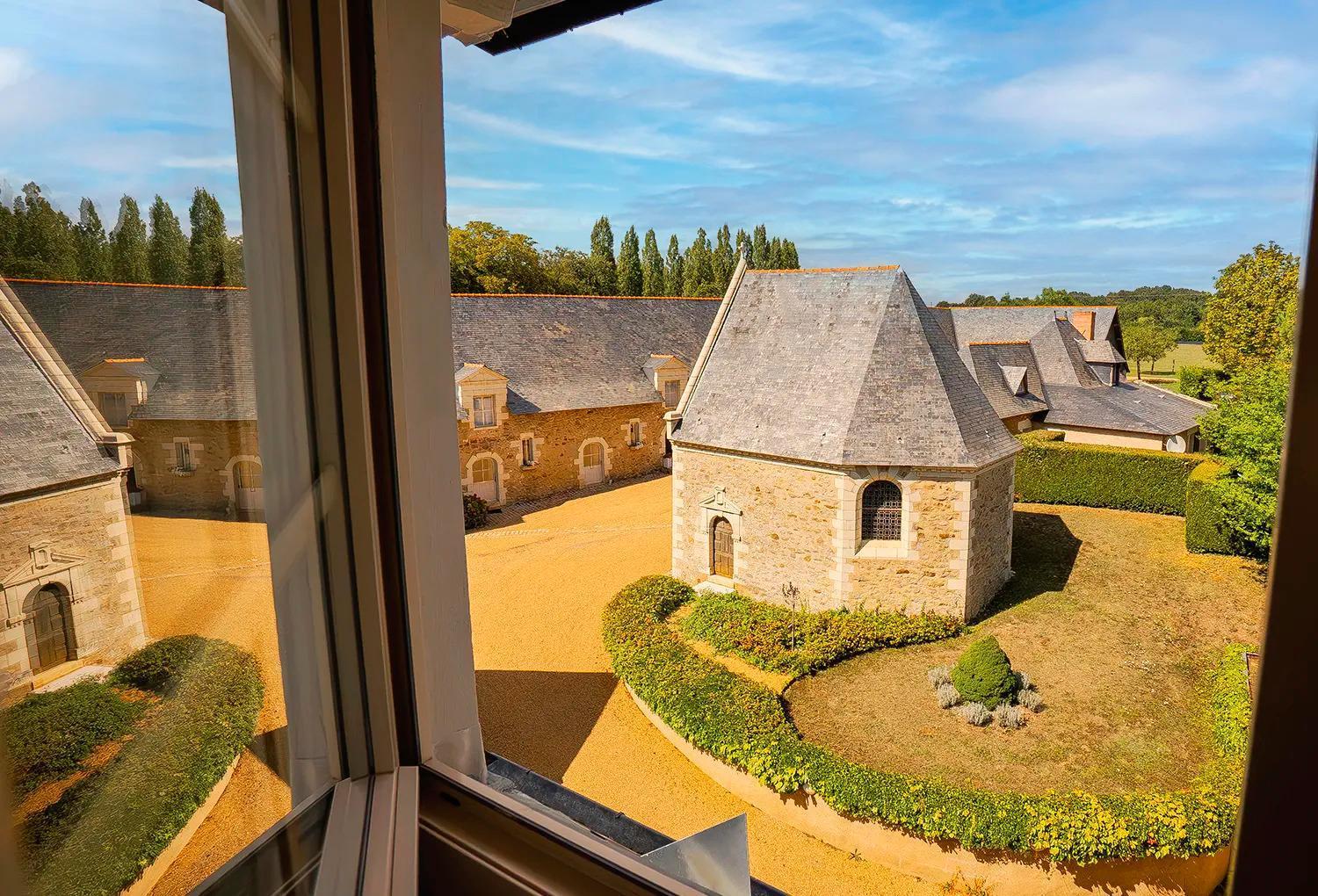 Château De Noirieux Briollay Exterior foto